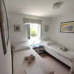 Apartment Mara Mala