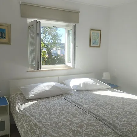 Apartment Mara Mala *